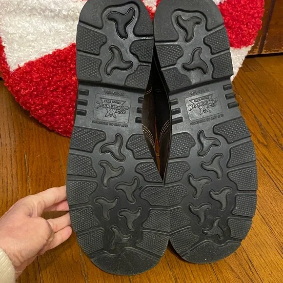 Thorogood Men's Rugged Brown Leather Work Boots - Picture 5 of 6